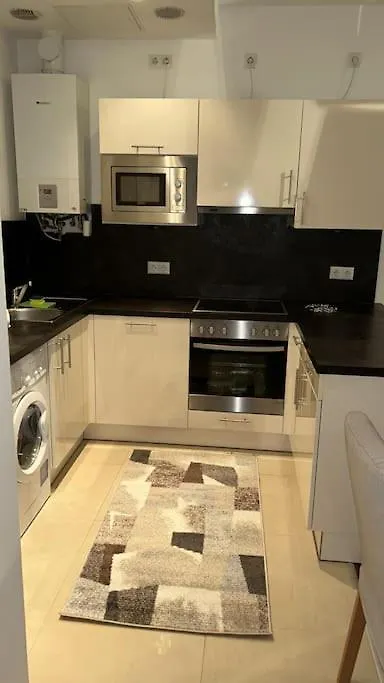 Gemuetliche Unterkunft Mit Balkon In Wien Apartman